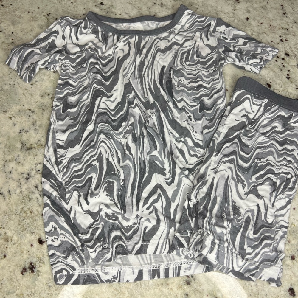Little Sleepies EUC short sleeve with shorts